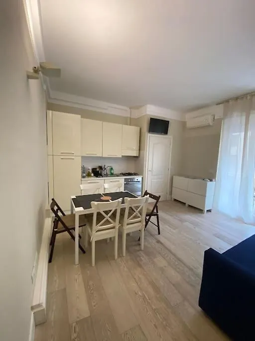Lauren Apartment Florence Italy